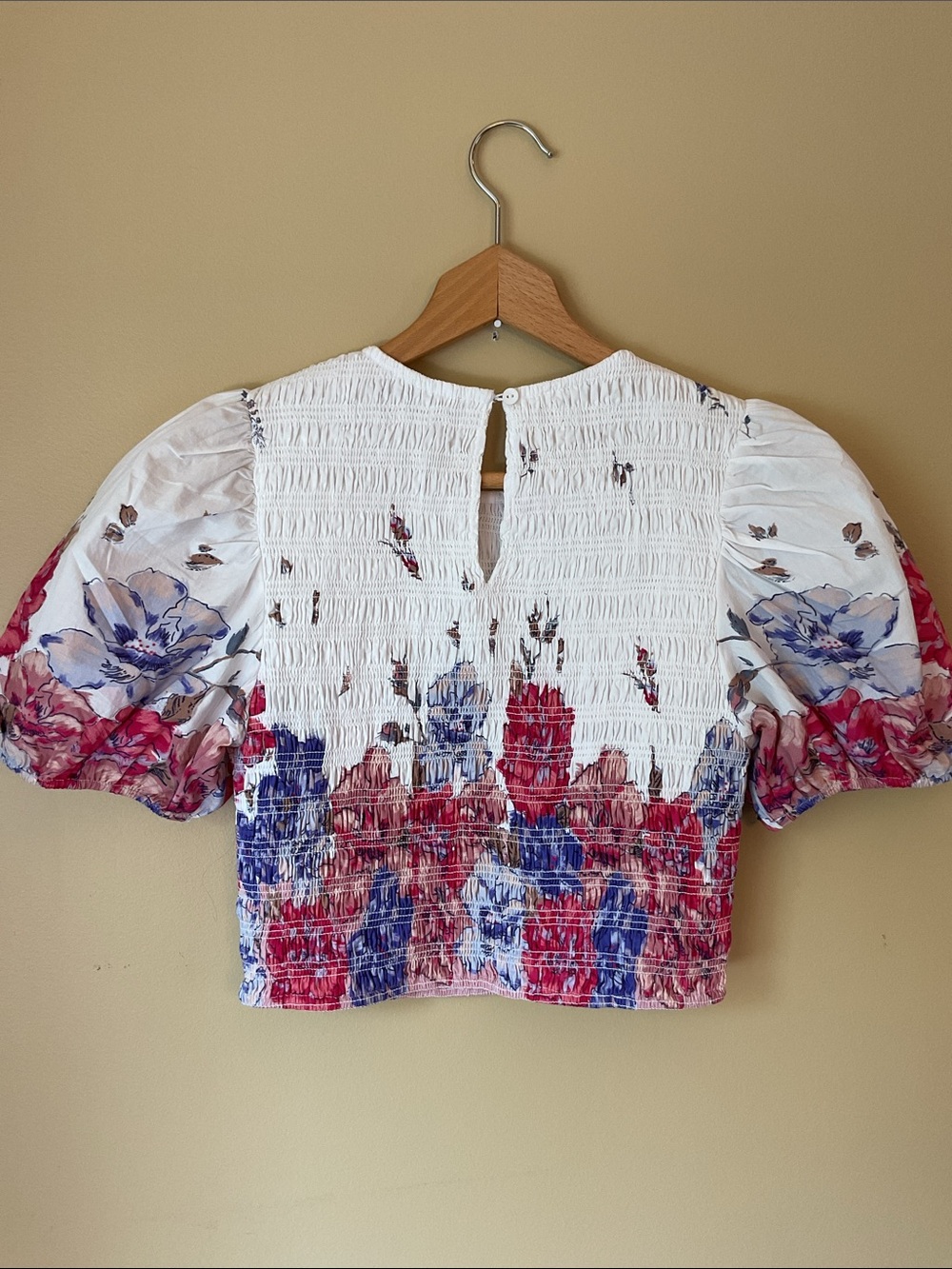 Camellia Rya-Top Smocked Puff Sleeve Blouse Size S - Picture 4 of 9
